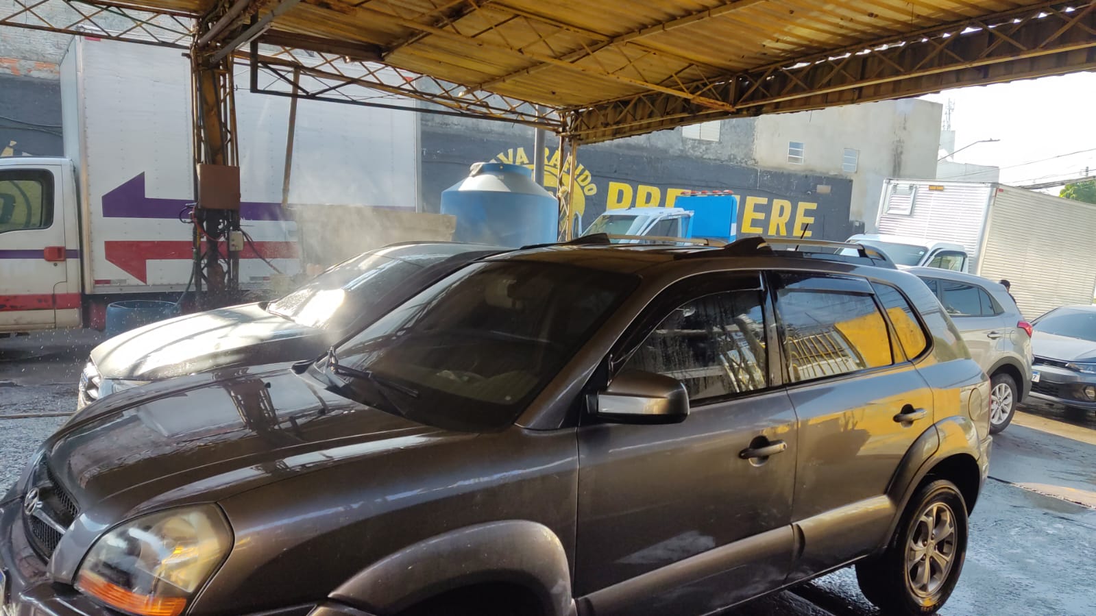 LAVA RÁPIDO DE TRADIÇÃO NA ZONA SUL – (REF. FICHA 397).